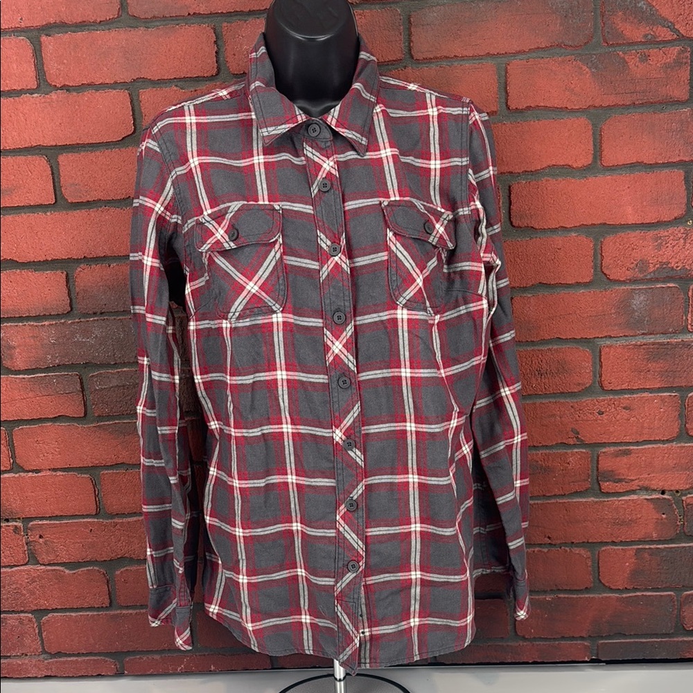 Duluth Trading Co Woman's Checkered Button Up Shirt Medium